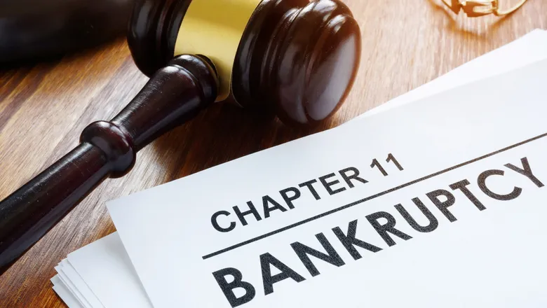 Bankruptcy Filings Fall Sharply for Second Straight Quarter